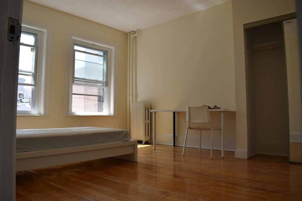 16 Glenville Avenue - 2unit 2 #2 - Photo 6 of 10