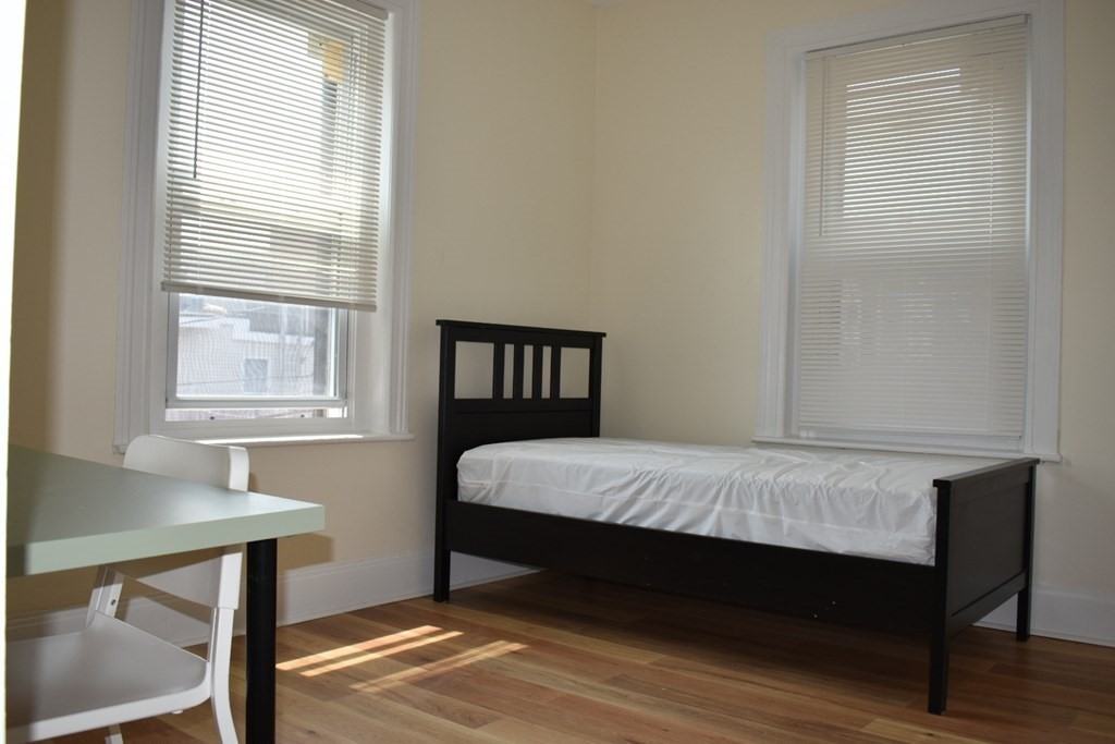 16 Glenville Avenue - 2unit 2 #2 - Photo 7 of 10