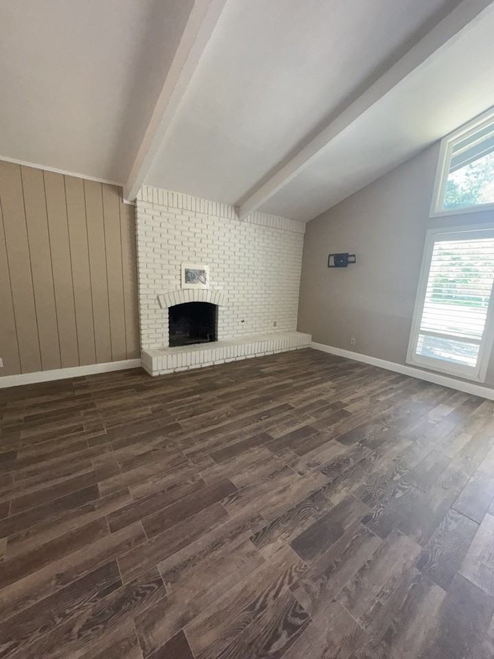 278 E Moody Ave #1 - Photo 6 of 26