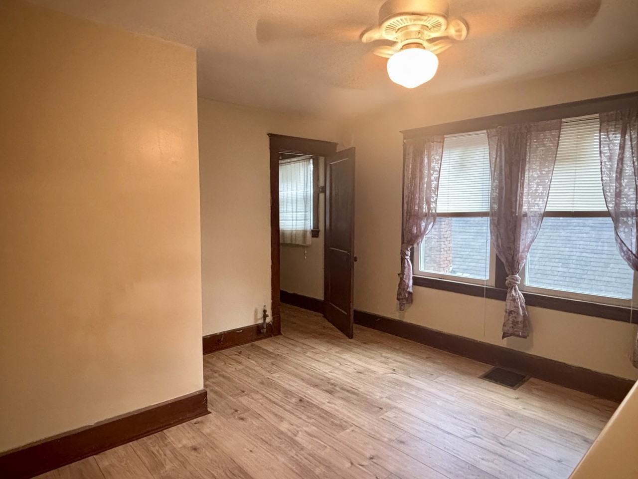 95 Shadyside Dr #1 - Photo 2 of 12