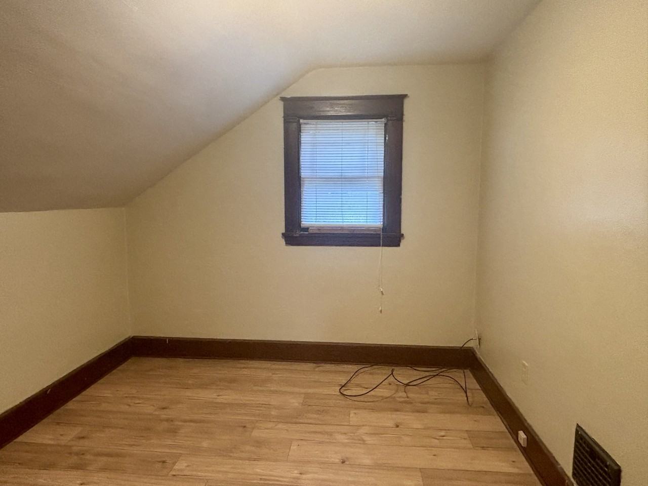 95 Shadyside Dr #1 - Photo 6 of 12