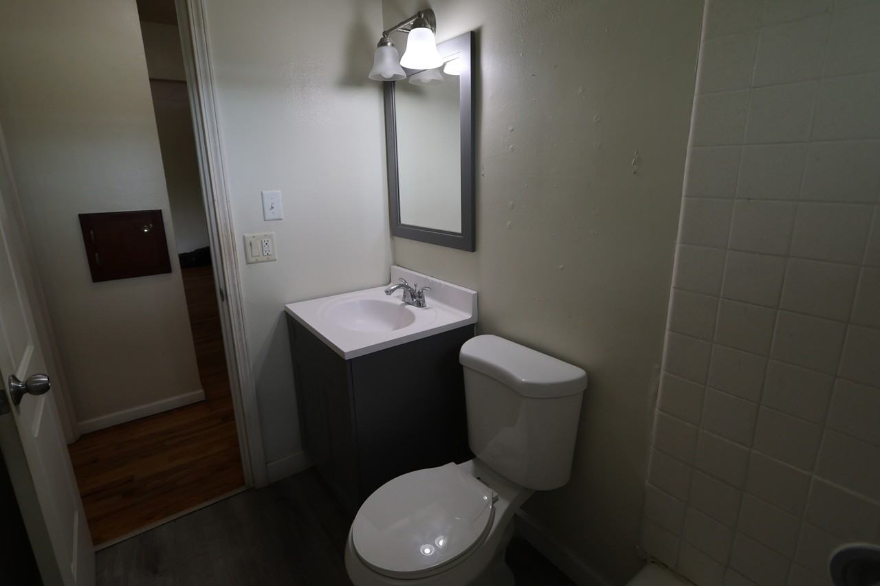 1715 Blossom Lane #3 - Photo 5 of 10