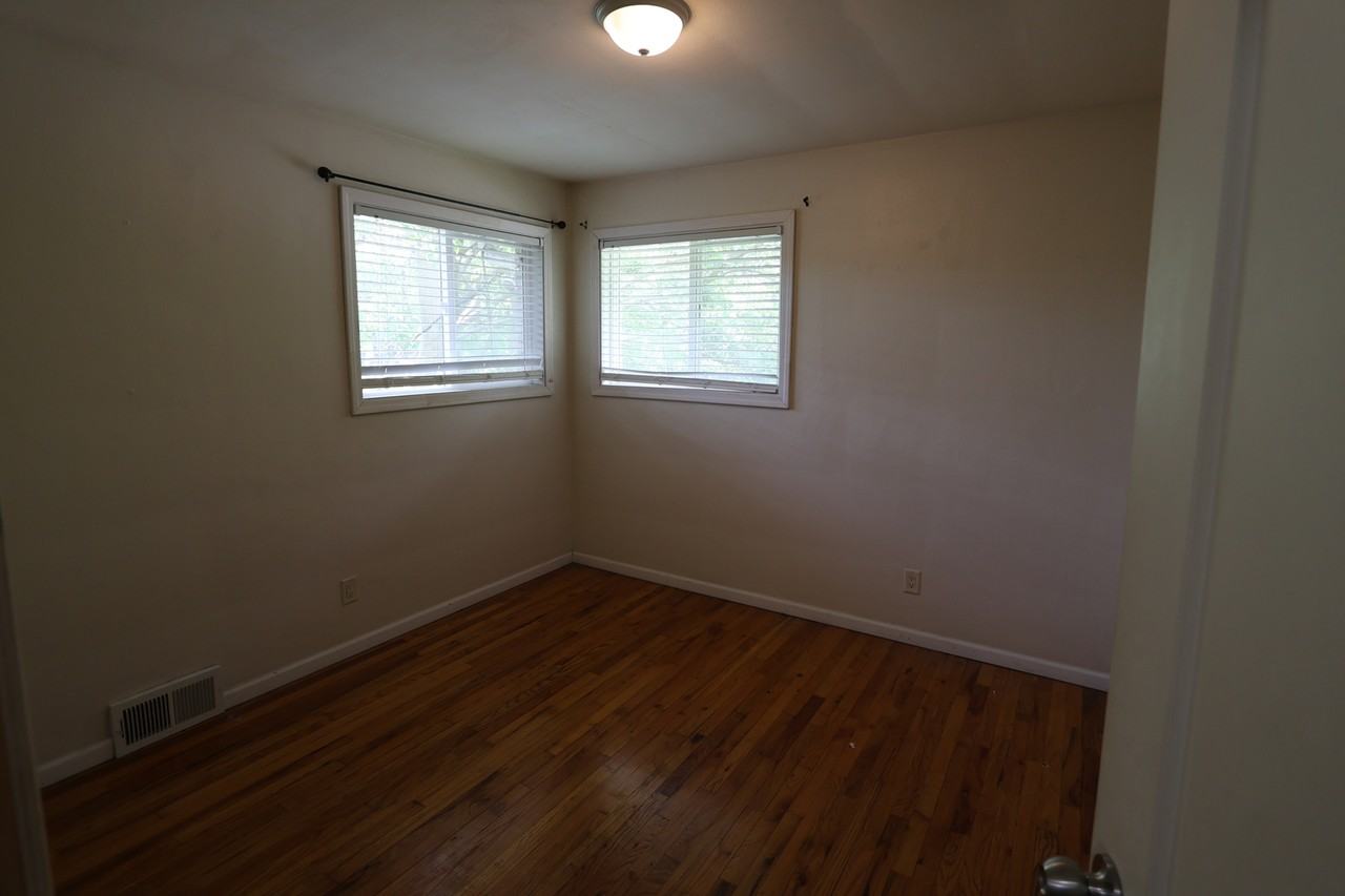 1715 Blossom Lane #3 - Photo 7 of 10