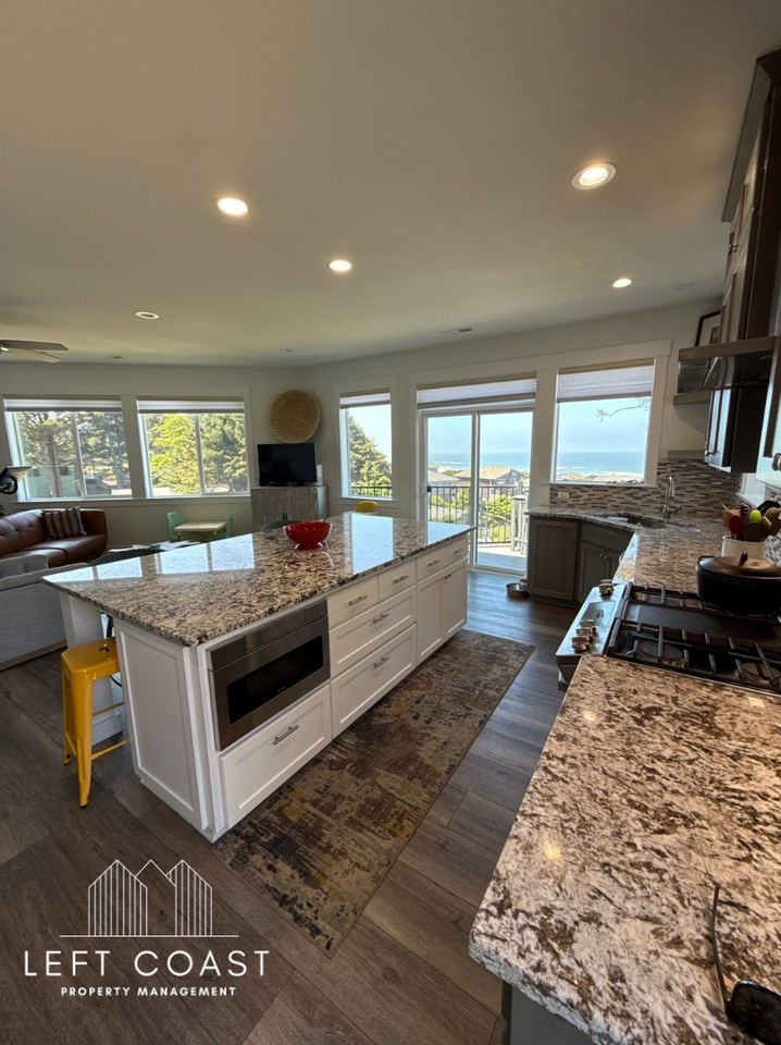 6274 Ne Port Dr #1 - Photo 5 of 21