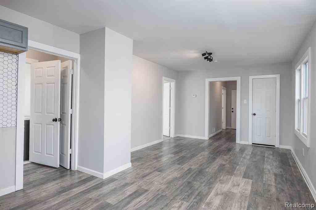 11171 Charlemagne Avenue #1 - Photo 3 of 20