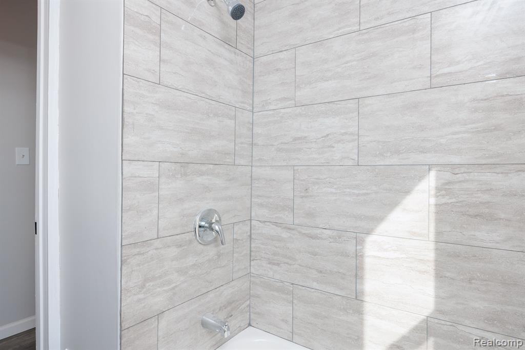 11171 Charlemagne Avenue #1 - Photo 5 of 20