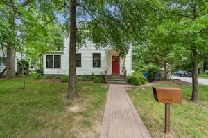 featured image of 7209 Dartmouth Avenue #1