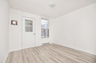 Avenue Charlemagne #2022 - Photo 1 of 1