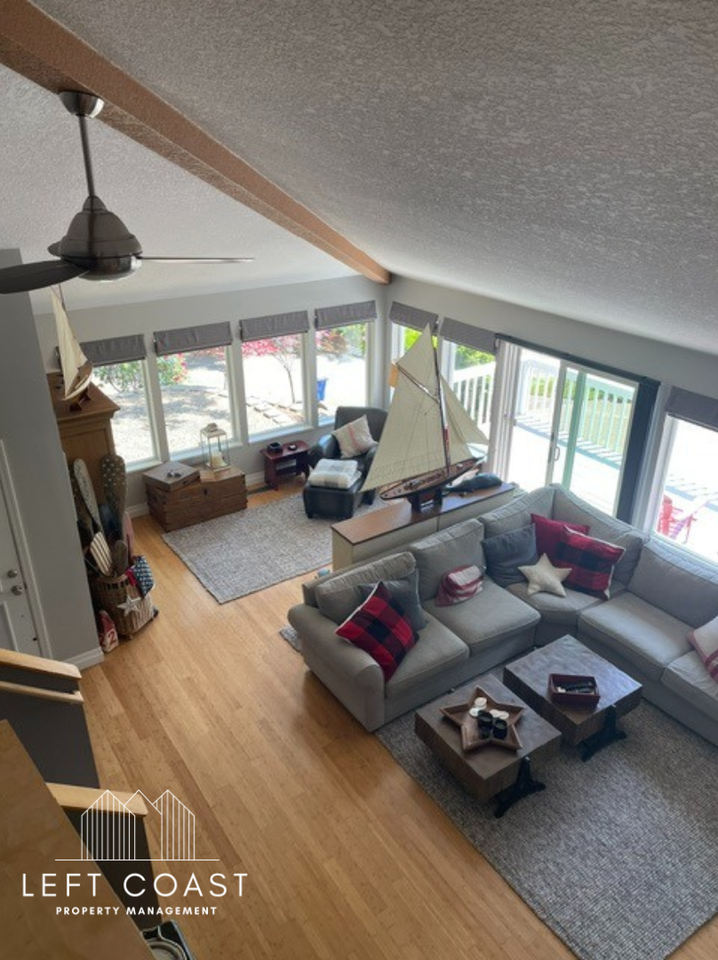 1545 Ne Regatta Way #1 - Photo 5 of 25