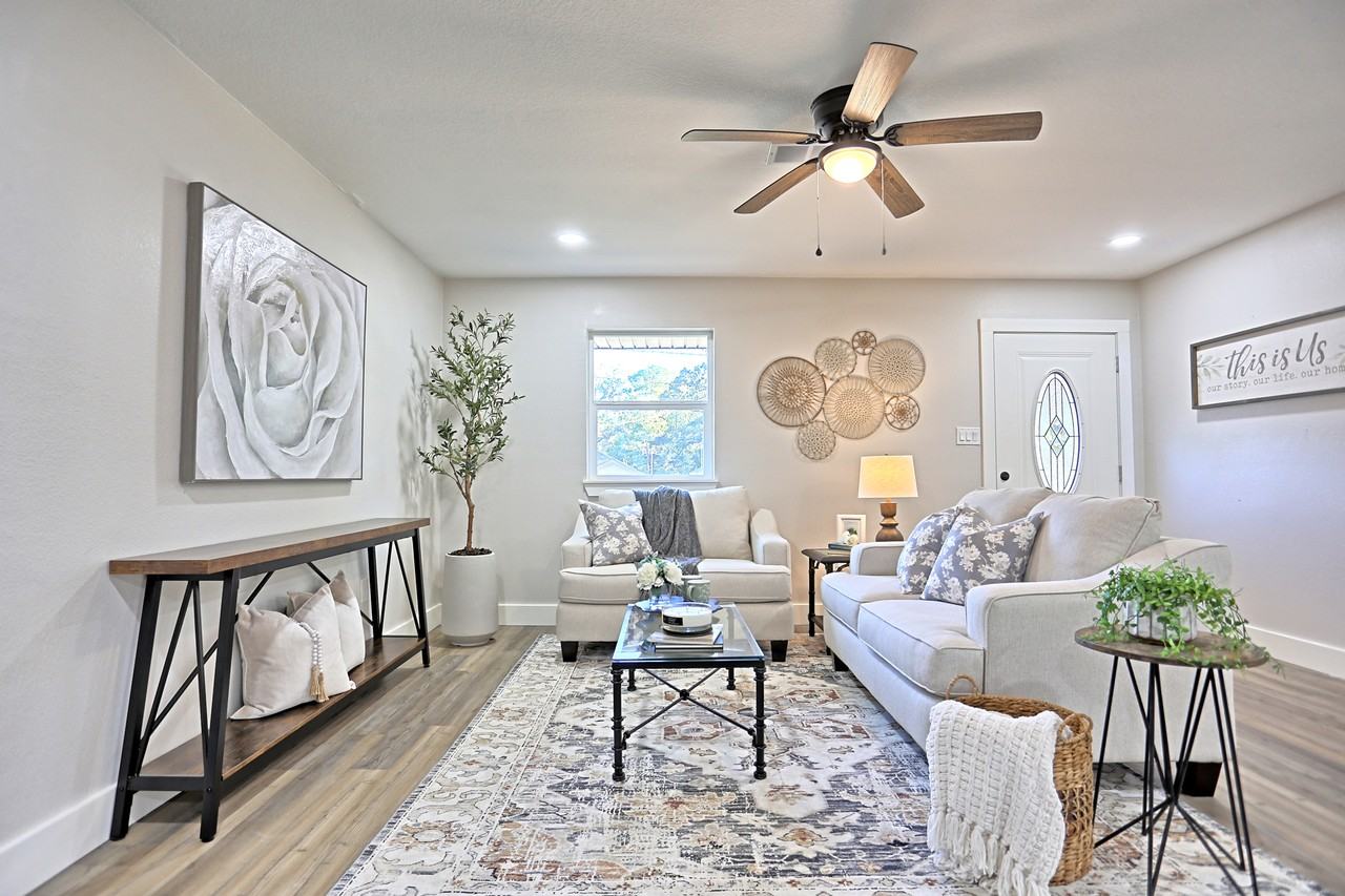 704 Natchez River Circle #1 - Photo 5 of 50