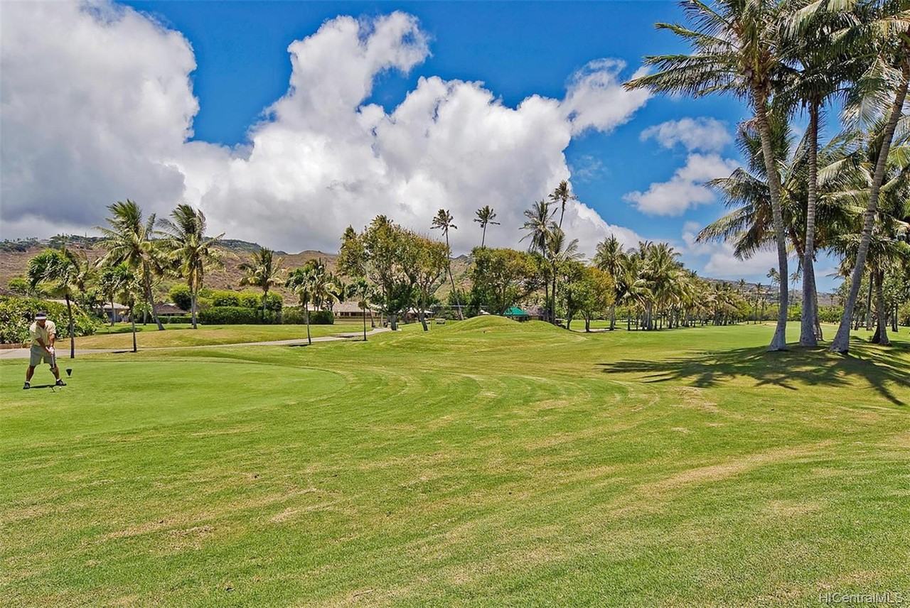 4999 Kahala Avenue #1 - Photo 5 of 25