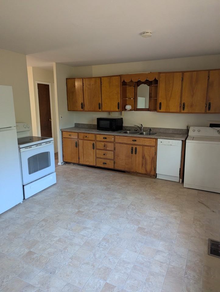 910 S Duncan Rd #1 - Photo 3 of 7