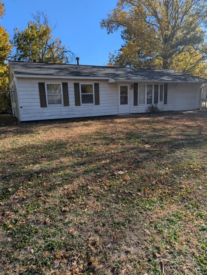 910 S Duncan Rd #1 - Photo 7 of 7