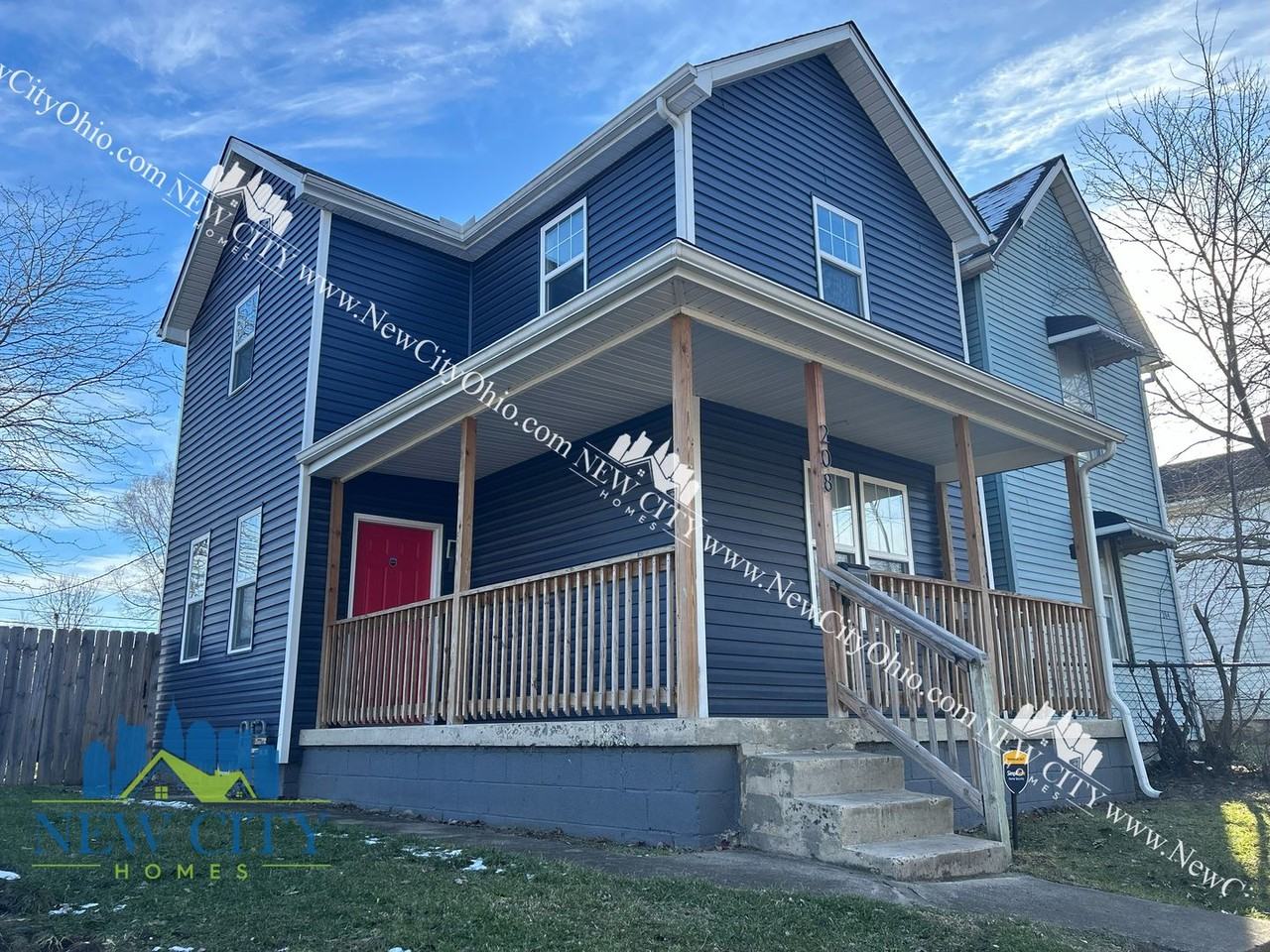 208 N Guilford Ave - Photo 2 of 34