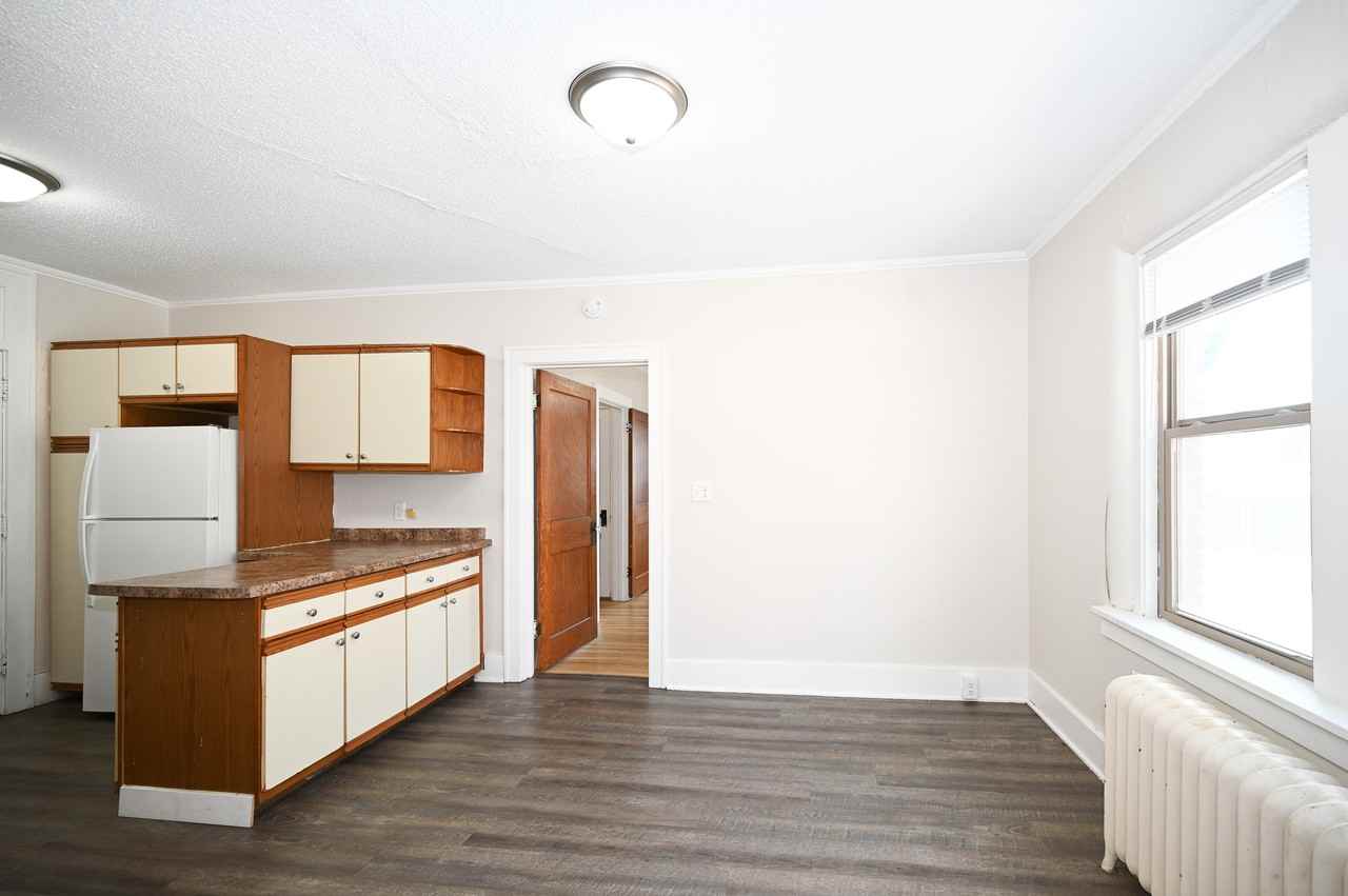 603 1st St Sw #105 - Photo 3 of 17