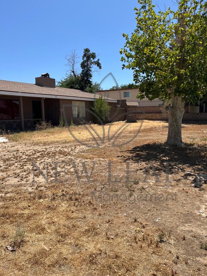 558 East Avenue Q 12 #1 - Photo 2 of 10