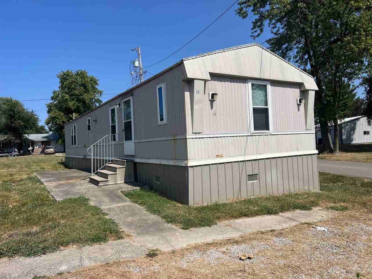 270 South Walnut Street - Photo 6 of 6