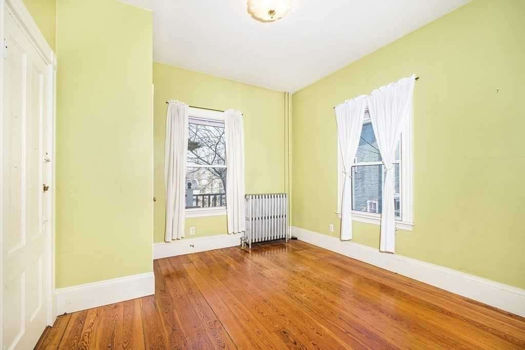 1 Chestnut Terrace #2 - Photo 2 of 10