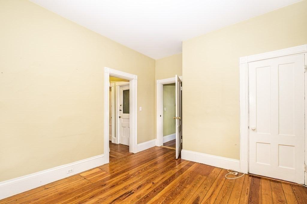 1 Chestnut Terrace #2 - Photo 4 of 10