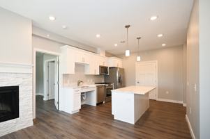 featured image of 1161 Palisade Dr NE