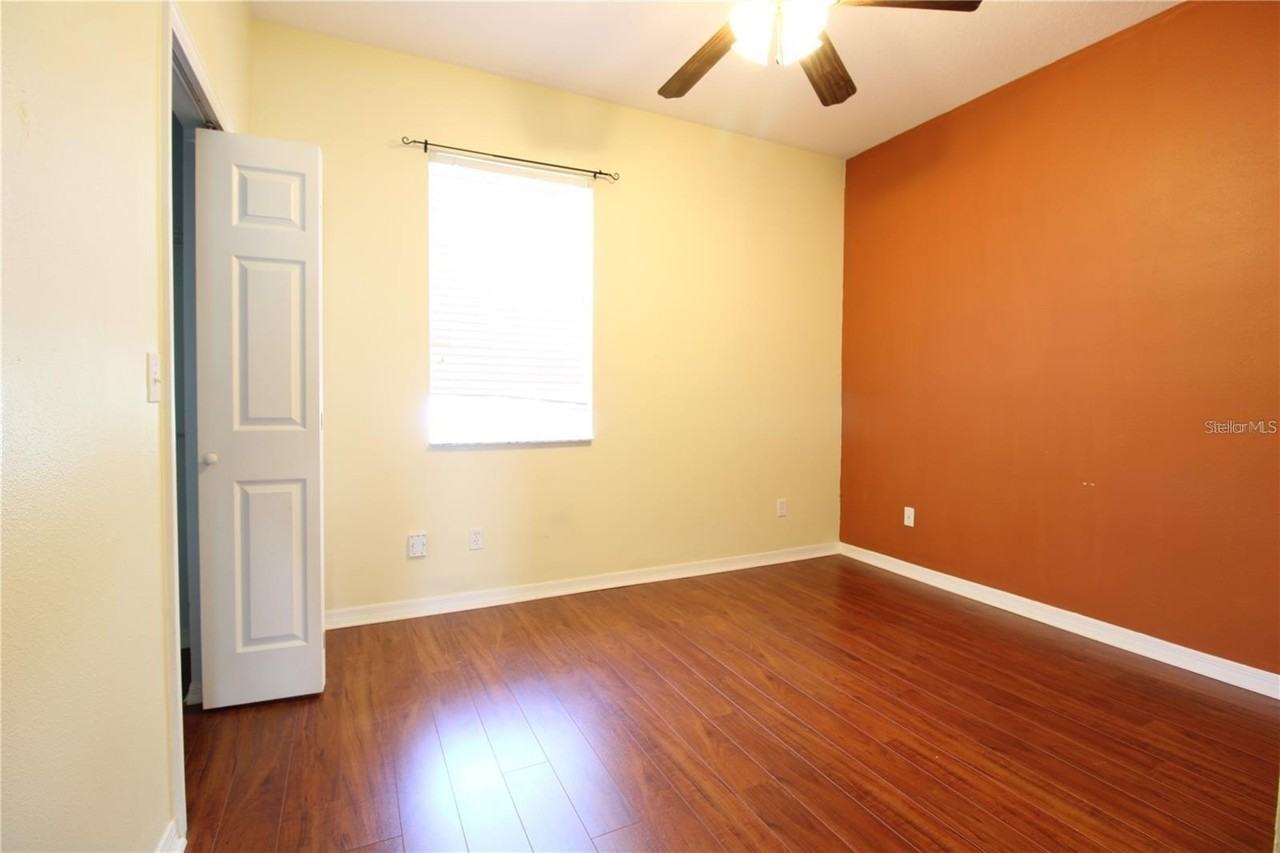 10832 Savannah Wood Dr #1 - Photo 4 of 16