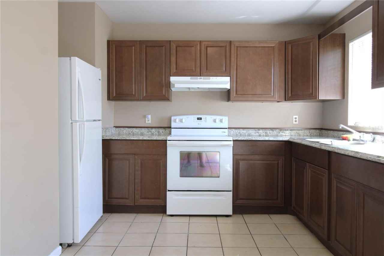 1518 Frazier Ave #1 - Photo 2 of 10