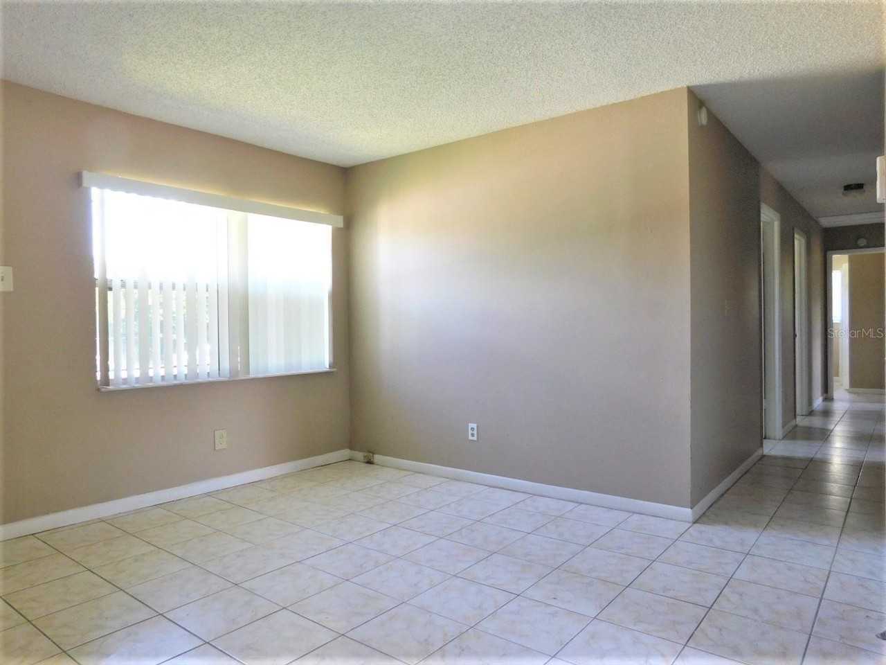 1518 Frazier Ave #1 - Photo 3 of 10