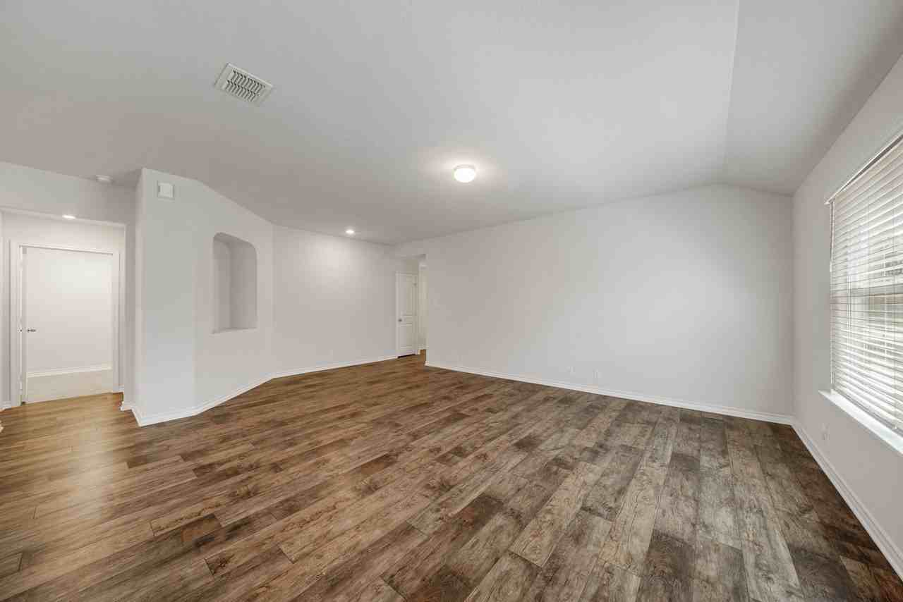 15119 Long Tailed Duck #1 - Photo 7 of 33