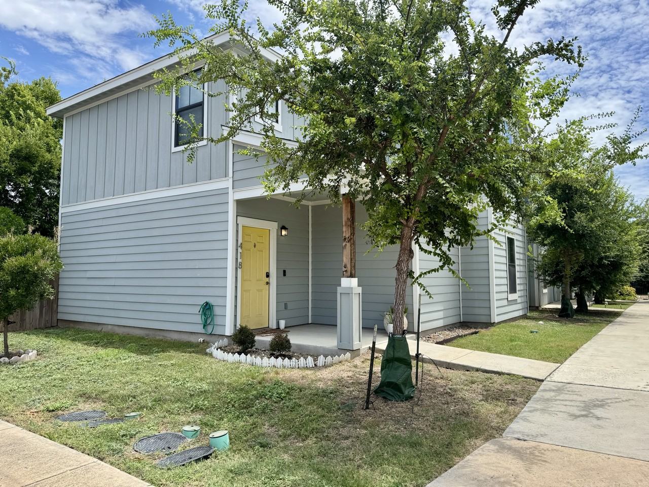 418 Lockhart Street #1 - Photo 2 of 21