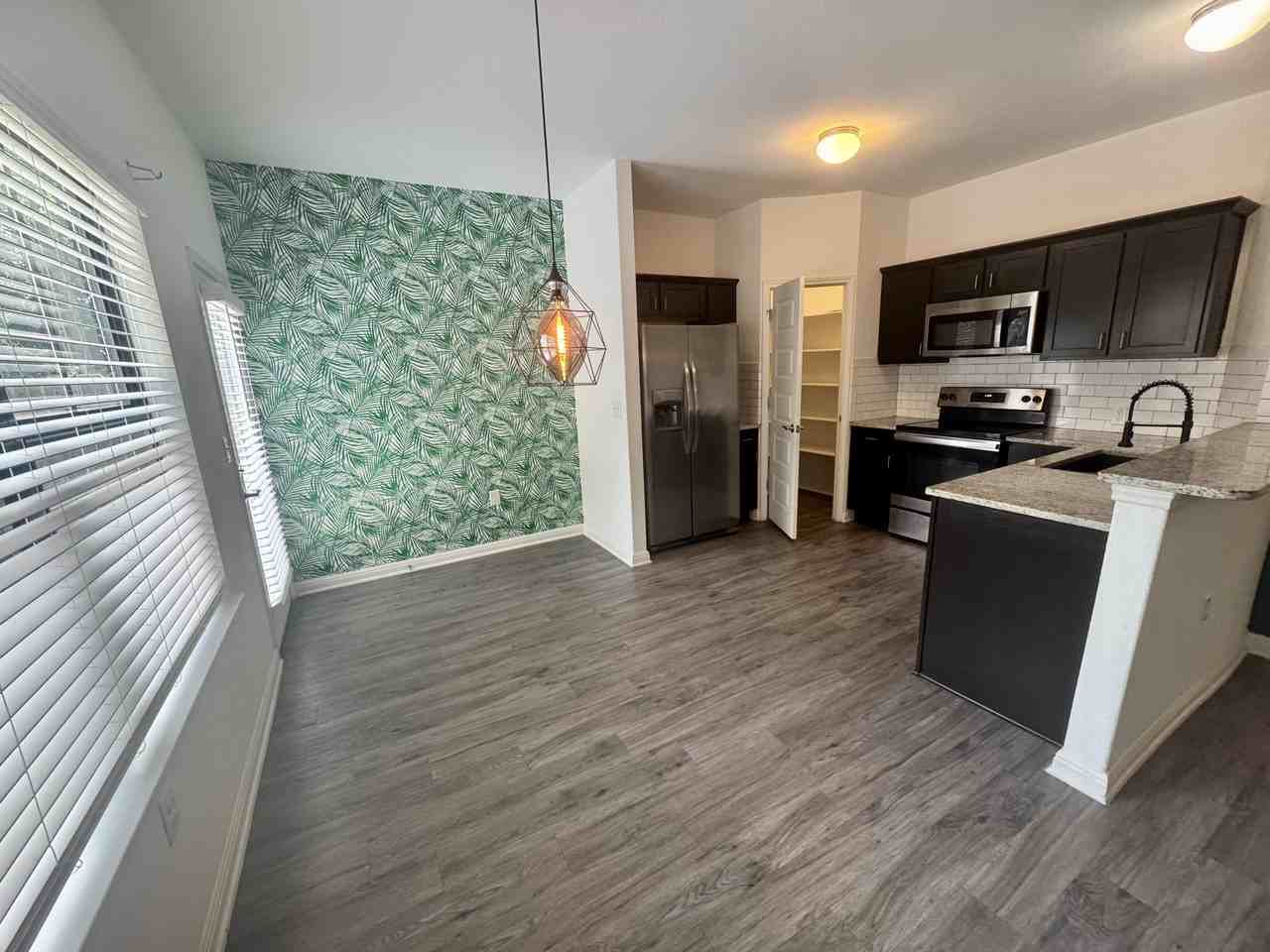 418 Lockhart Street #1 - Photo 6 of 21