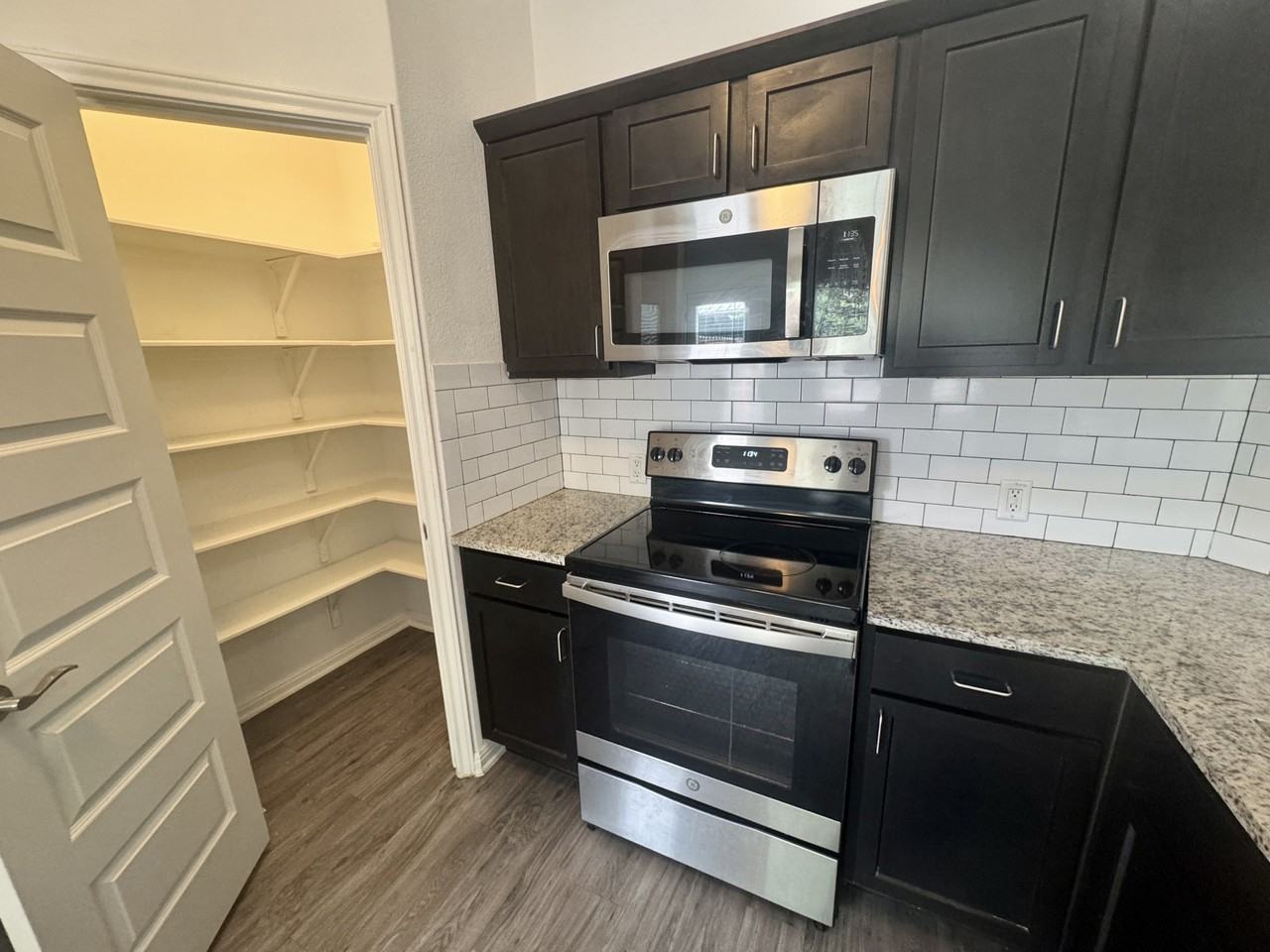 418 Lockhart Street #1 - Photo 7 of 21