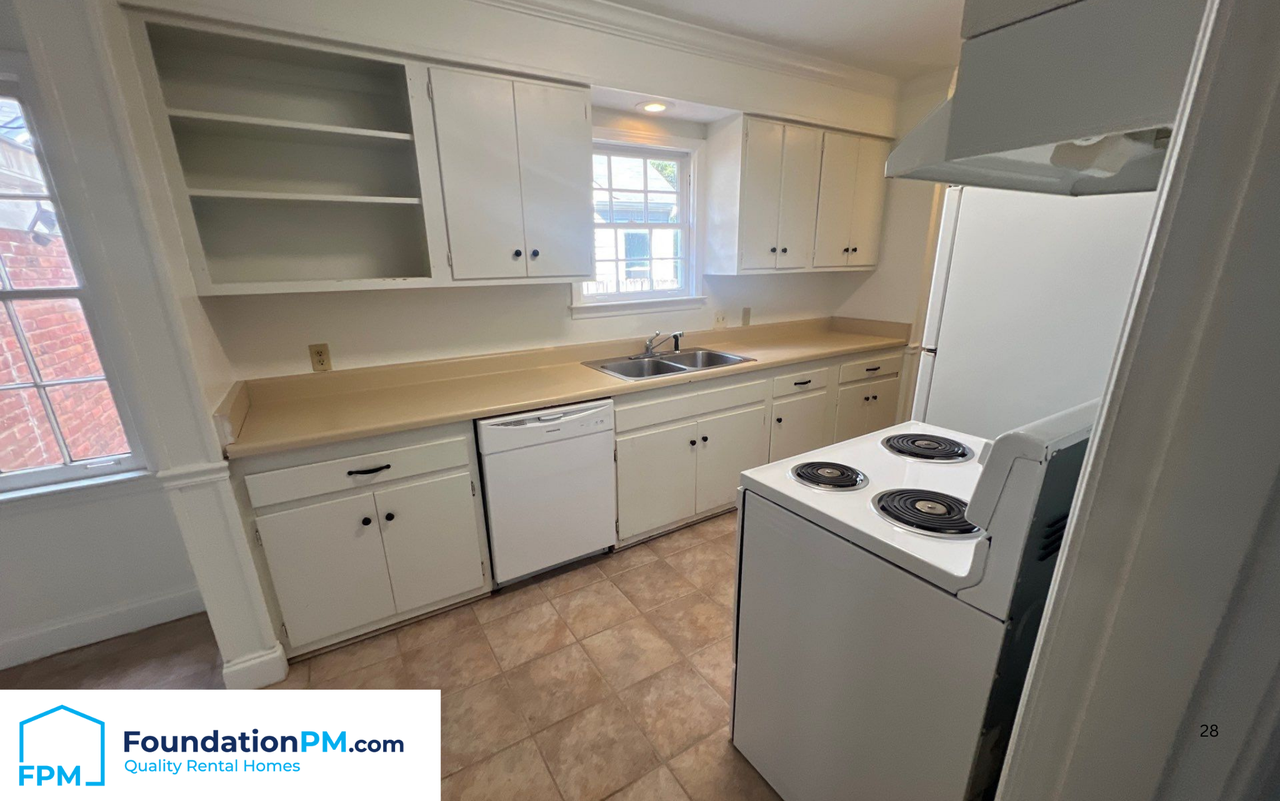 260 Patterson St #1 - Photo 4 of 23