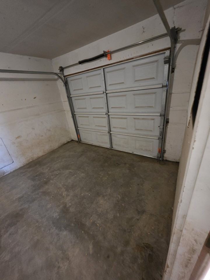 616 Jackson St #B - Photo 2 of 7