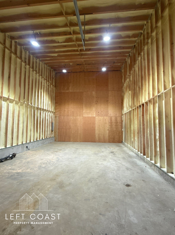 2560 Southeast 23rd Drive #7 - Photo 3 of 3