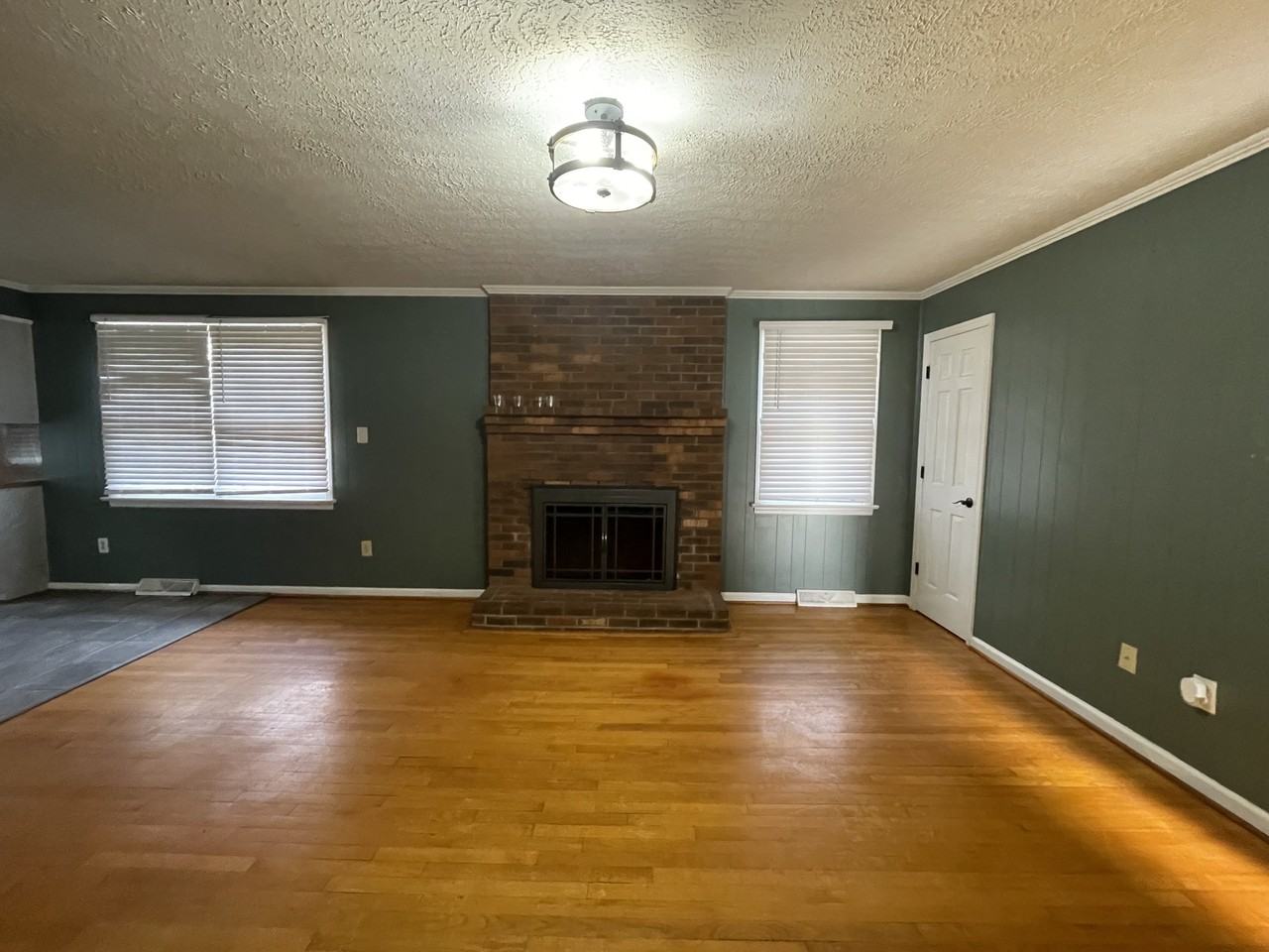 270 Londonberry Road #1 - Photo 4 of 17