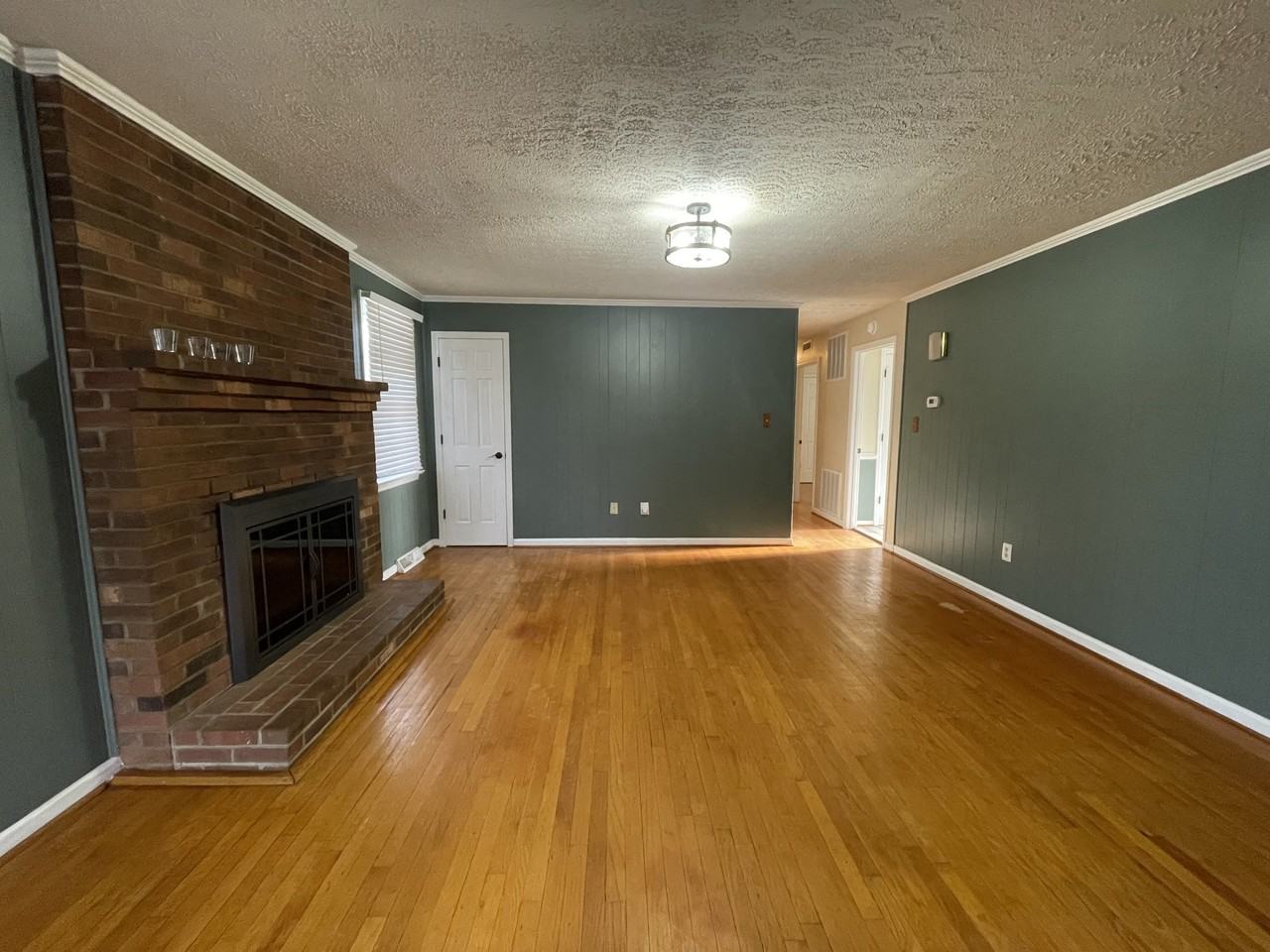 270 Londonberry Road #1 - Photo 5 of 17