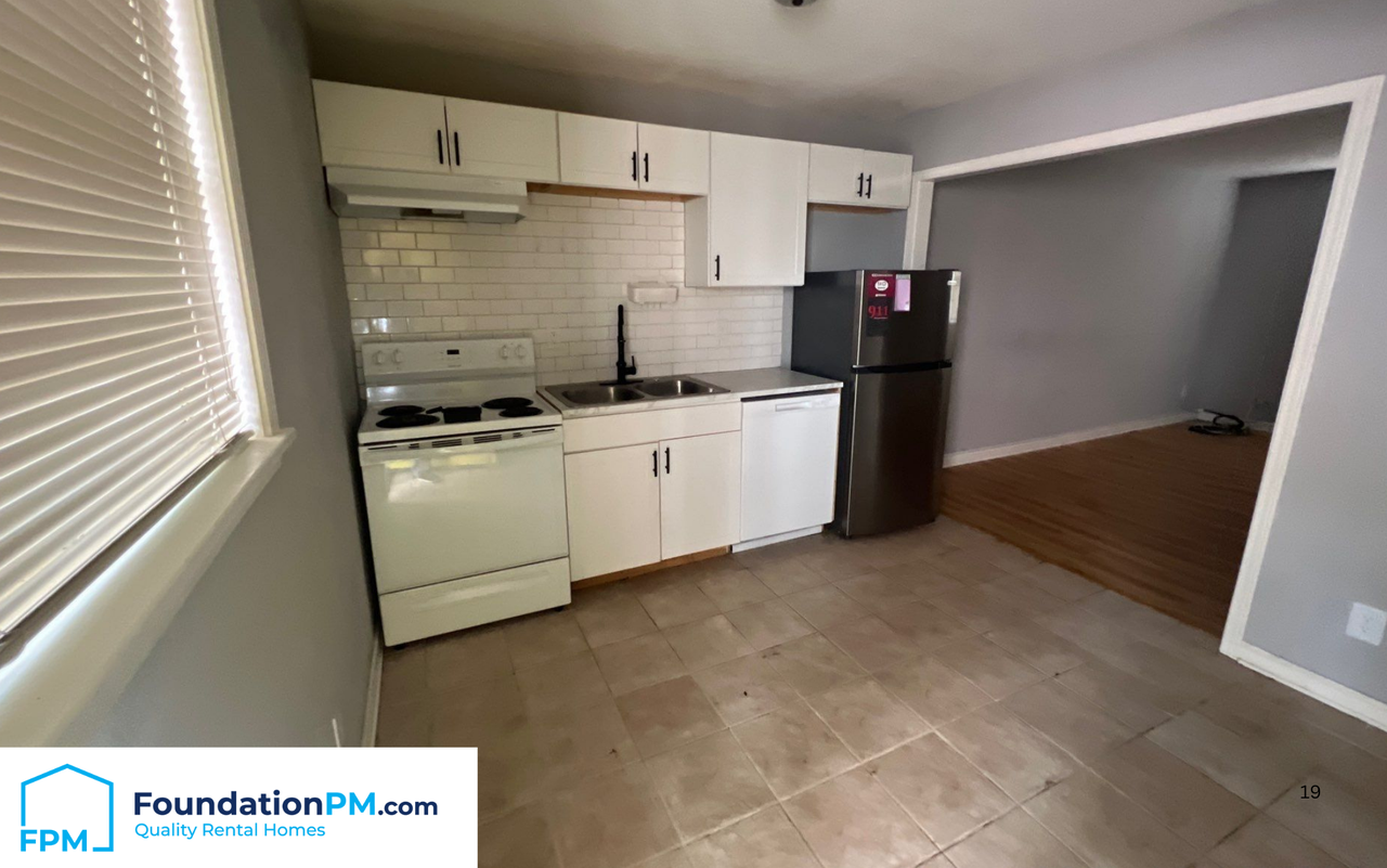 34 North Idlewild Street #7 - Photo 3 of 8