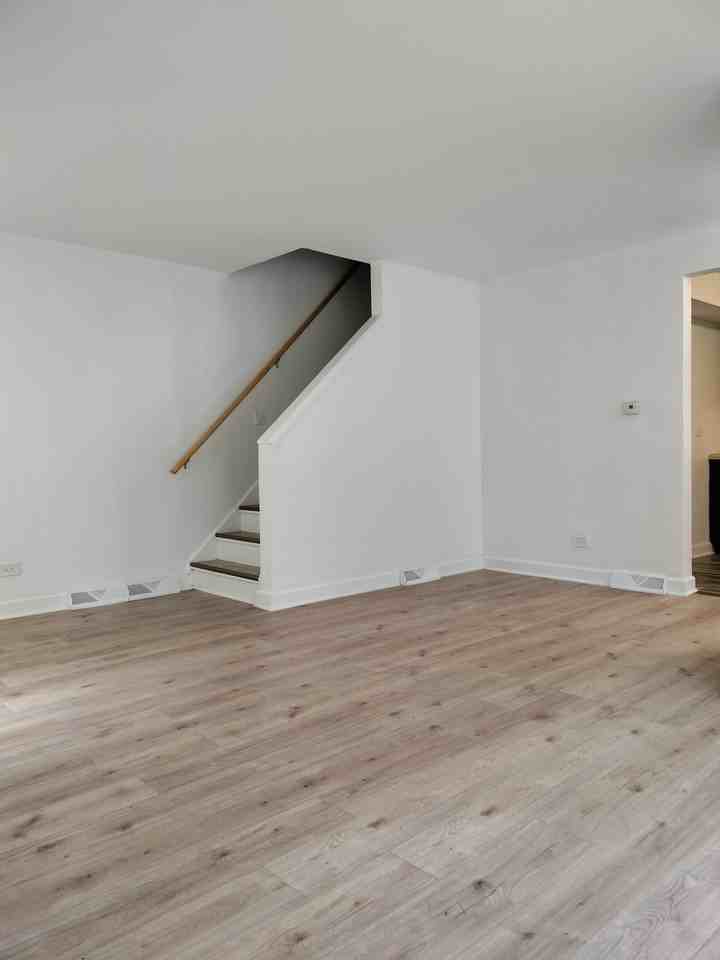 7910 S Muskegon Ave #1 - Photo 4 of 30