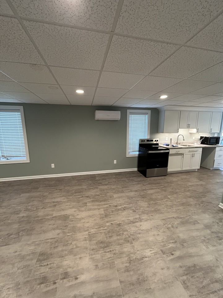 4904 Mountain Laurel Drive #B - Photo 5 of 6