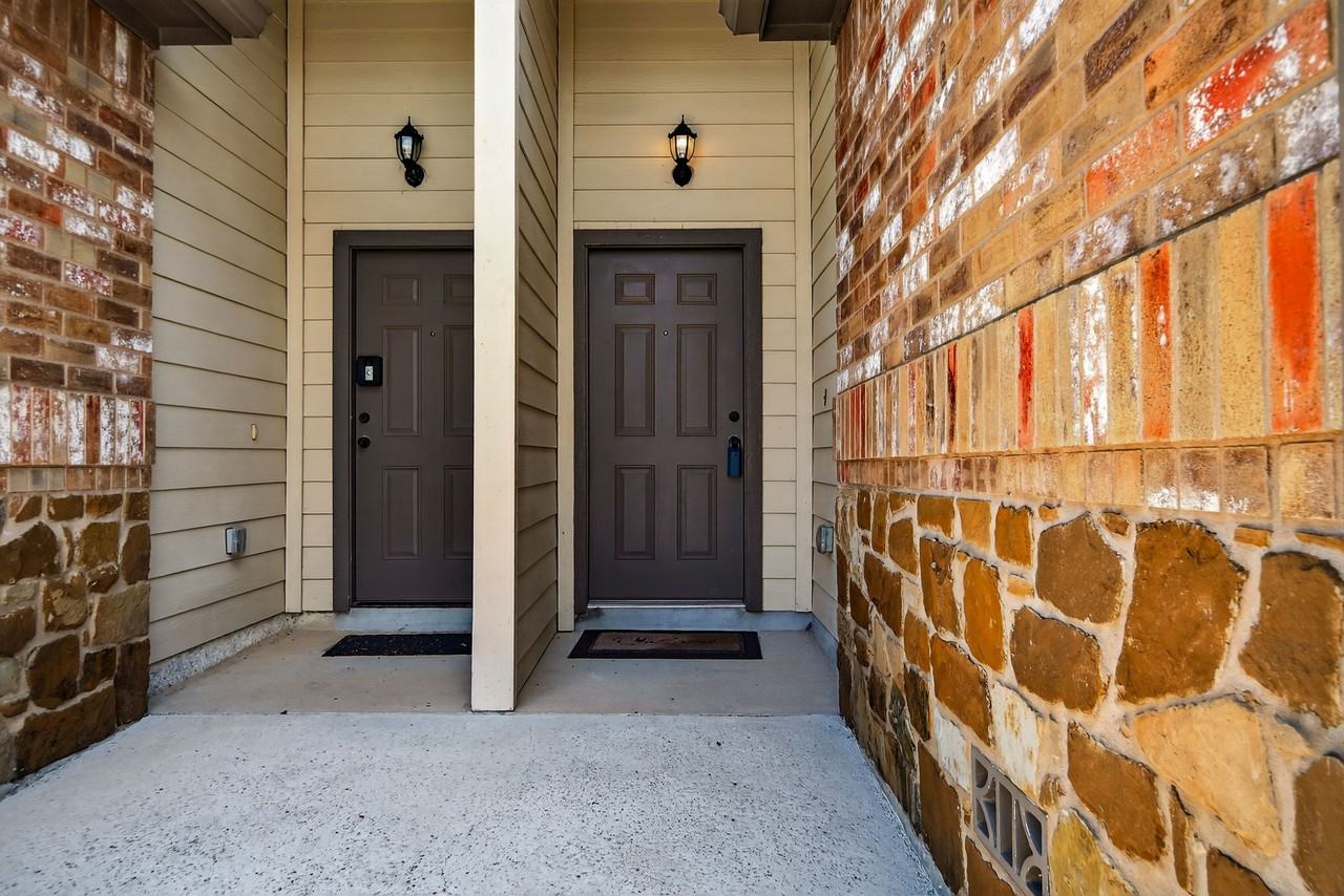 139 Joanne Cove #1 - Photo 5 of 27