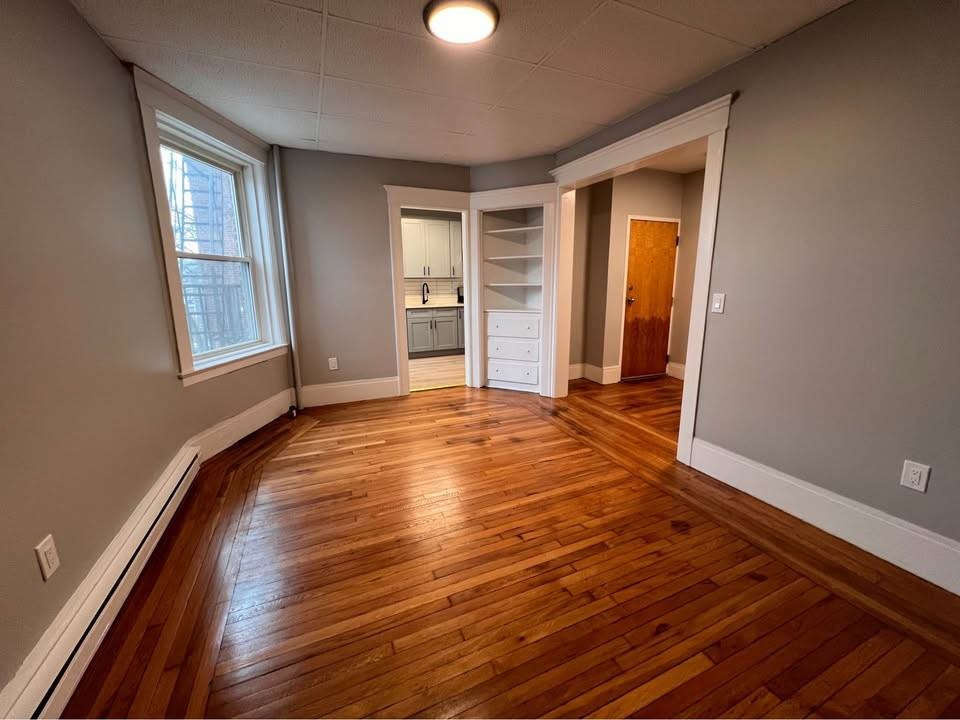 1476 Chapel Street #303 - Photo 7 of 8