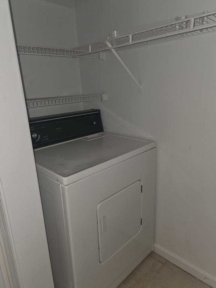 1012 Primrose Lane #1 - Photo 6 of 10