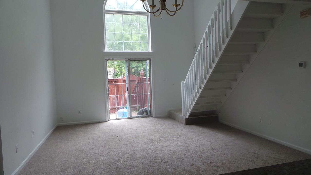 1012 Primrose Lane #1 - Photo 7 of 10