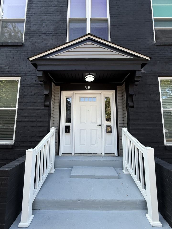 58-62 58 Bierce Avenue/231 S Torrence Street - 58 #58 - Photo 4 of 11