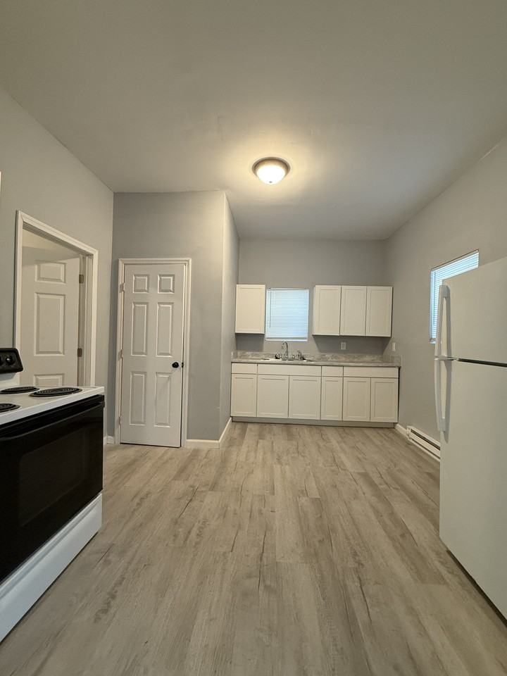 58-62 58 Bierce Avenue/231 S Torrence Street - 58 #58 - Photo 7 of 11