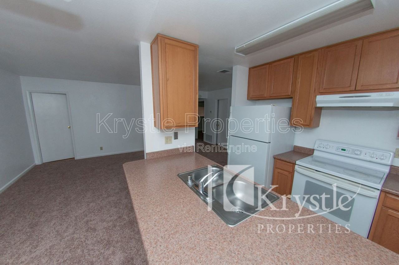 1900 Alice Dr - Photo 5 of 15