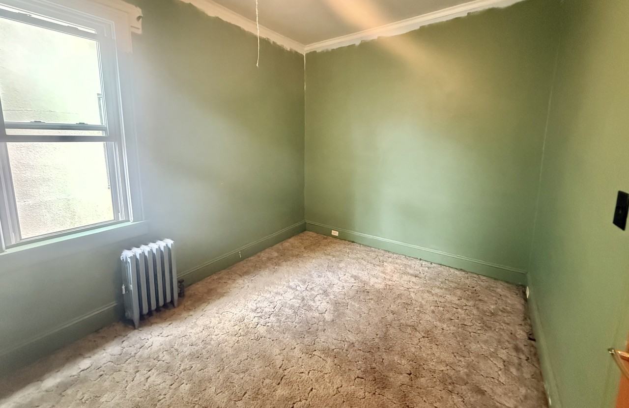 1349 Capouse Ave 1st Fl #1stFL - Photo 5 of 7