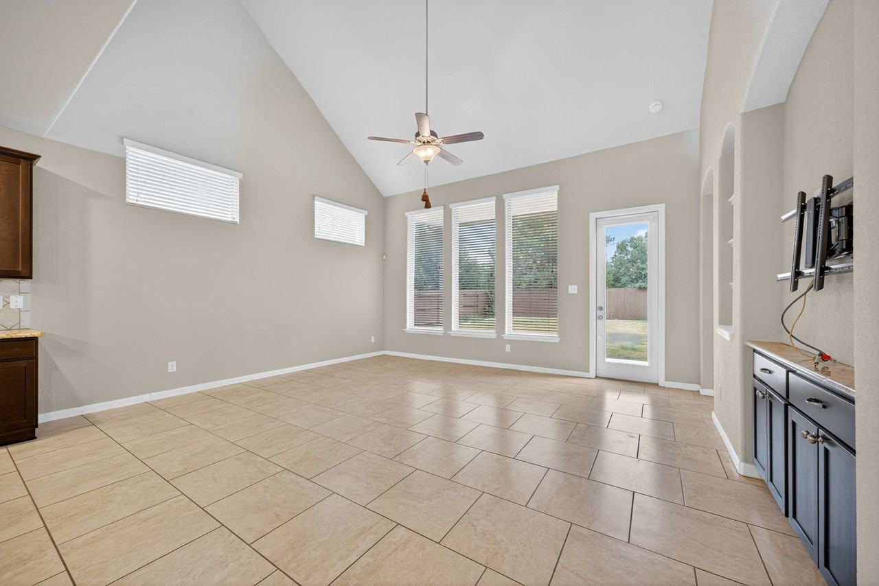 1226 Hidden Cave Drive #1 - Photo 6 of 35