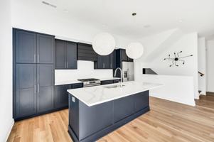 featured image of 18 Willis Street #1