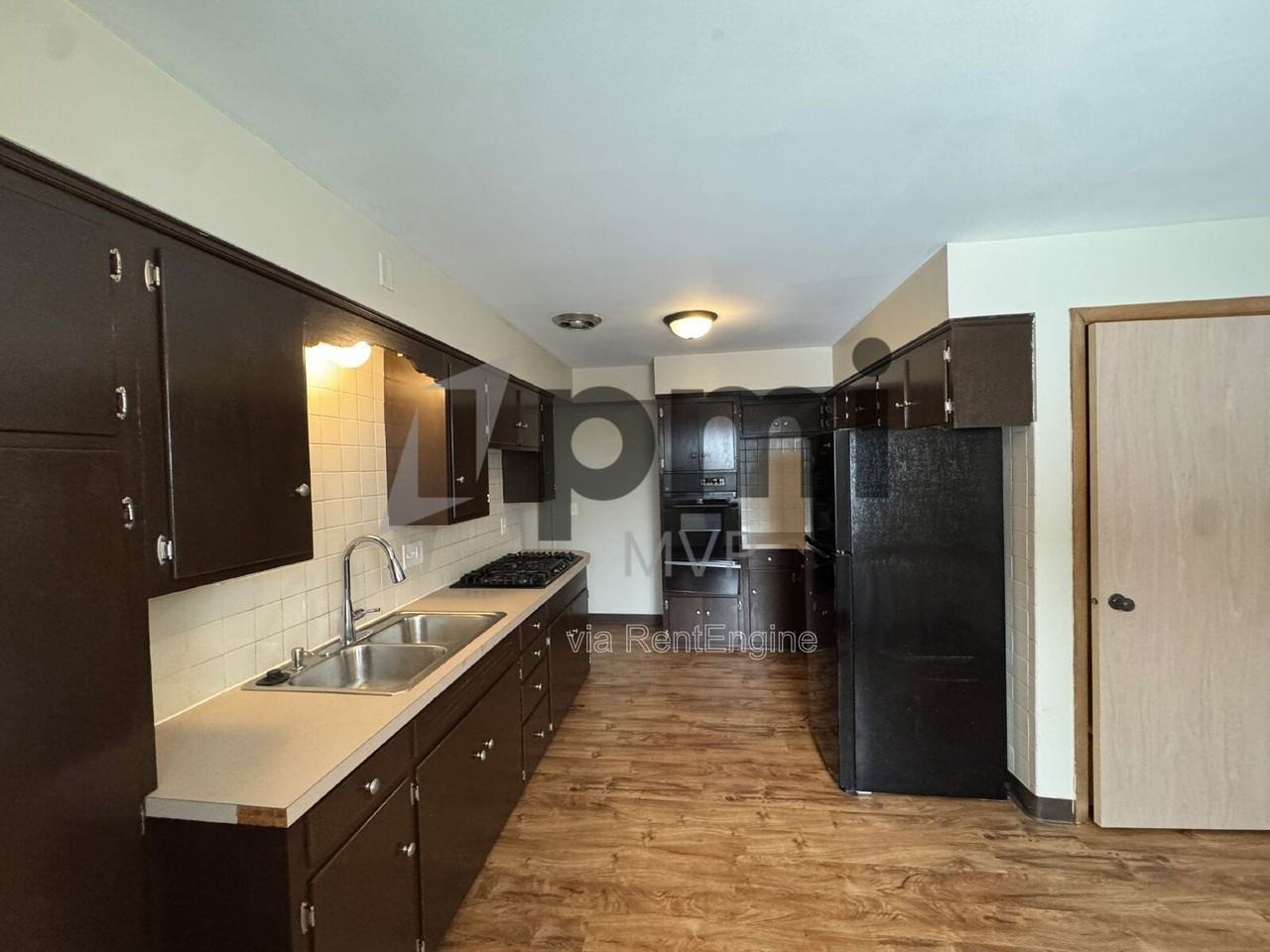 312 Highfield Dr - Photo 2 of 21